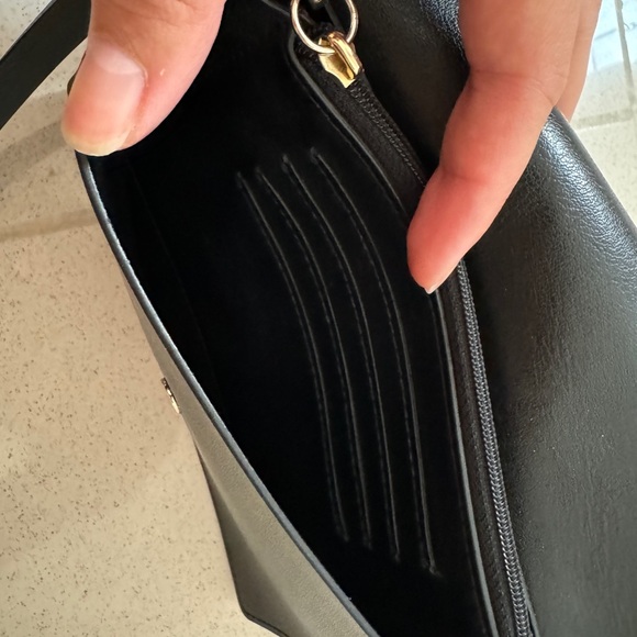 Kate Spade Wristlet - Picture 3 of 4